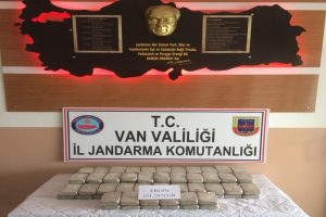 Jandarma tırda 51 kilo 187 gram eroin yakaladı