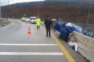 Başkent'te trafik kazası: 1 &ouml;l&uuml;, 2 ağır yaralı
