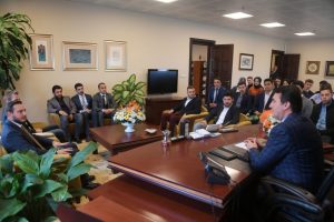 Bursa'da AK gen&ccedil;lerden Belediye Başkanı D&uuml;ndar'a ziyaret