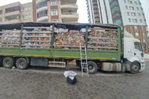 Şanlıurfa'da ka&ccedil;ak 21 bin paket sigara ele ge&ccedil;irildi