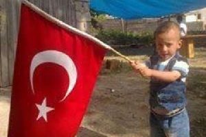 D&ouml;rd&uuml;zlerin tek hayatta kalanı da derede can verdi!
