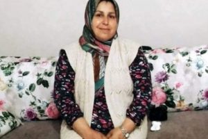 Bursa'da feci &ouml;l&uuml;m! Baş&ouml;rt&uuml;s&uuml;n&uuml; makineye kaptırdı...