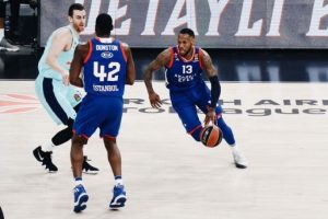 Anadolu Efes farklı kaybetti