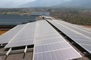 &Ccedil;atısında yeri olan elektrik &uuml;retip 10 bin TL kazanacak