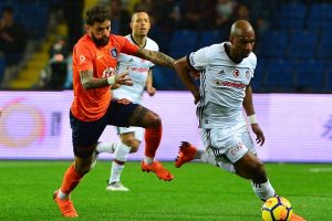 Başakşehir'in savunması yaralı