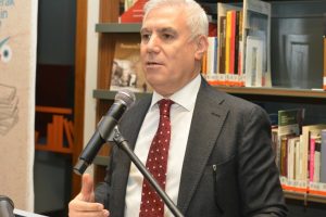 Bursa'da Nil&uuml;fer K&uuml;t&uuml;phaneleri'ne destek verenlere teşekk&uuml;r
