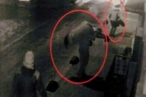 Aylardır aranan sapık yakalandı! Omzuna atıp tecav&uuml;z etmeye...