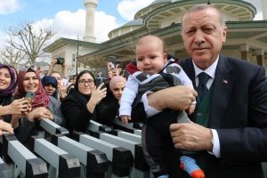 Erdoğan, Almanya'dan gelen gen&ccedil;lerle sohbet etti