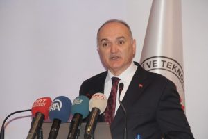 &Ouml;zl&uuml;: T&Uuml;BİTAK'ın yeniden yapılandırılması g&uuml;ndemimizde