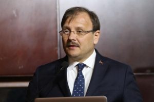 Başbakan Yardımcısı &Ccedil;avuşoğlu Bursa'da konuştu: Engelliler i&ccedil;in seyyar sandık...