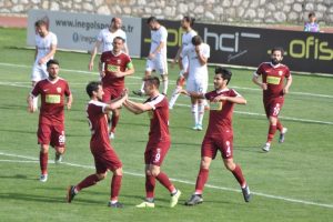 İneg&ouml;lspor evinde seriyi s&uuml;rd&uuml;rd&uuml;!