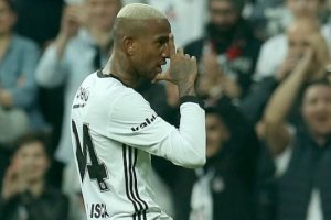 Beşiktaş tek golle zirveye tutundu