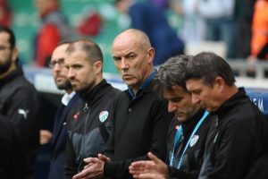 Bursaspor'da Le Guen eleştiri oklarının hedefinde