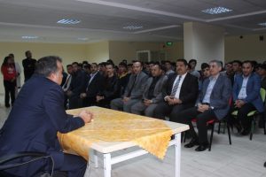 &Ouml;ğrencilere eğitimin &ouml;nemi anlatıldı