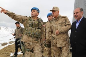Jandarma genel komutanı Orgeneral &Ccedil;etin, Kato Dağına &ccedil;ıktı
