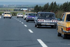 Klasik otomobillerle "Otizme Mavi Işık Yak" konvoyu