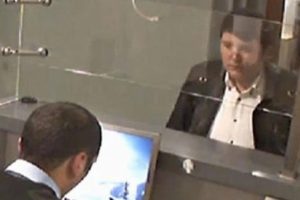 &Ccedil;iftlik Bank CEO'su Mehmet Aydın'ın ka&ccedil;arken pulu unutmuş