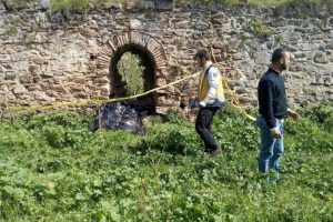 Bursa İznik'te tarihi surlarda erkek cesedi bulundu