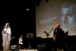 Yılmaz G&uuml;ney'in doğum g&uuml;n&uuml; kutlandı