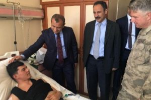 Tunceli Valisi'nden Uzman &Ccedil;avuşa balayı s&ouml;z&uuml;