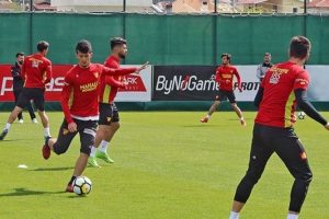 G&ouml;ztepe'de Beşiktaş mesaisi başladı