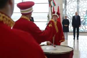 Cumhurbaşkanı Erdoğan'a mehterli karşılama