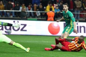 Soldado: Bu akşam herkes topu istedi