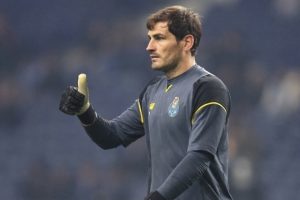 Casillas 1000. ma&ccedil;ına &ccedil;ıktı