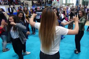 Hakkari &Uuml;niversitesi tanıtım ve kariyer g&uuml;nleri d&uuml;zenledi