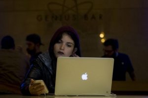 Apple, Mac bilgisayarlarda Intel yerine kendi işlemcisi i&ccedil;in &ccedil;alışıyor
