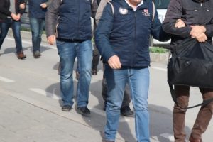 Van'da PKK/KCK operasyonu: 12 g&ouml;zaltı