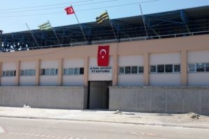 Bursa Karacabey'de stadyumda esrar partisi