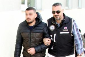 FET&Ouml; firarisi 3 muvazzaf asker adliyeye sevk edildi
