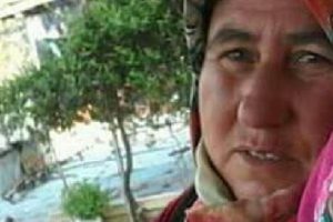 Eşinin kestiği ağacın altında can verdi