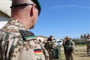 Almanya Somali'deki askerlerini geri &ccedil;ekti