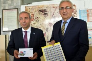 Y&uuml;z&uuml;nc&uuml; Yıl &Uuml;niversitesi'nden Van'a &ouml;zg&uuml; posta pulu