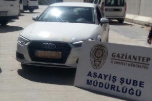 Otomobil hırsızlarına operasyon: 4 kişiye g&ouml;zaltı