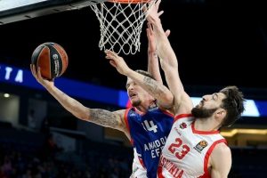 Anadolu Efes Avrupa defterini İspanya'da kapatacak