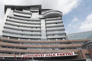 CHP Lideri Kılı&ccedil;daroğlu, milletvekilleriyle se&ccedil;im ittifakını g&ouml;r&uuml;ş&uuml;yor