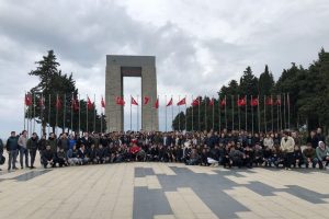 Bursalı &ouml;ğrenciler destan yazılan topraklarda