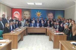 AK Parti Bursa İl Başkanı Salman'dan Nil&uuml;fer il&ccedil;e teşkilatına ziyaret