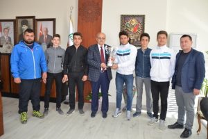 Bursa İznik K&uuml;rek Takımı başarıya doymuyor