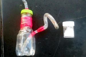 Aydın'da ehliyetsiz s&uuml;r&uuml;c&uuml; uyuşturucuyla yakalandı