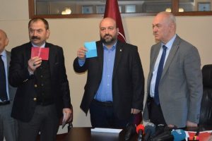 Trabzonspor'da başkan adayları listelerini teslim etti