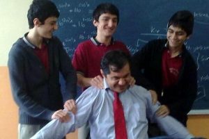 Vali'nin azarlamasının ardından &ouml;len &ouml;ğretmen anıldı