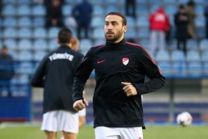 Cenk Tosun ayın futbolcusu i&ccedil;in aday