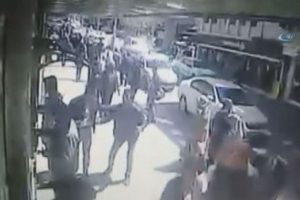 D&uuml;r&uuml;m yerken hayatını kaybetti