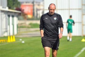 Bursaspor Teknik Direkt&ouml;r&uuml; Le Guen, Kasımpaşa ma&ccedil;ı &ouml;ncesi konuştu
