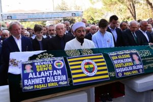 Ali Şen'in eşi son yolculuğuna uğurlandı
