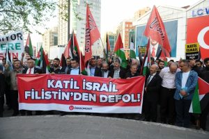 Bursa'da Filistin'deki saldırı protesto edildi